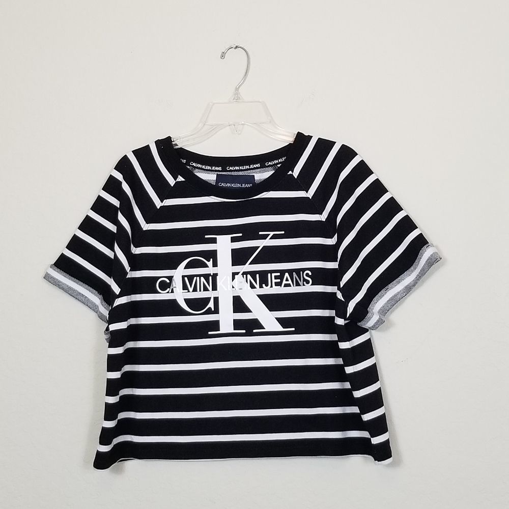 NEW Calvin Klein Monogram Logo Short Sleev… - Picture 3 of 9
